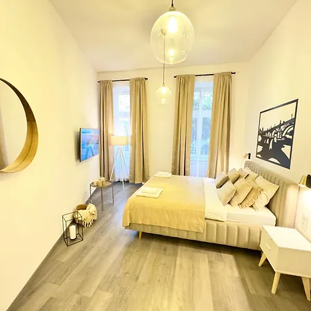 Mh15 Suites Prague Apartment Prag