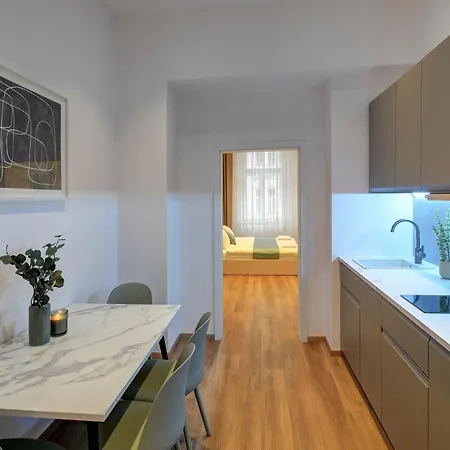 Mh15 Suites Prague Apartment